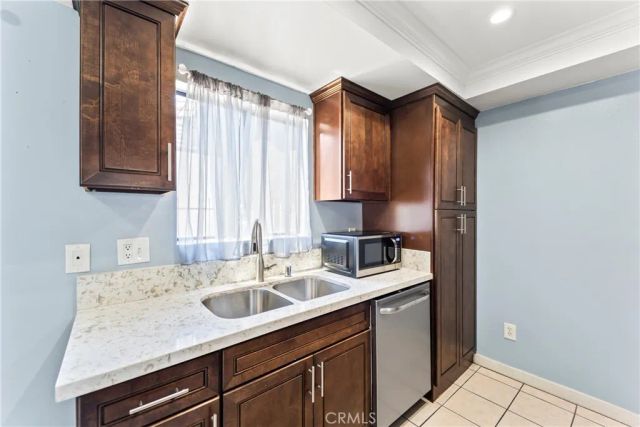 9834 Sepulveda Boulevard 117, North Hills, CA 91343