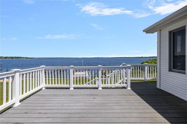 2 King Phillip Avenue, Bristol, RI 02809