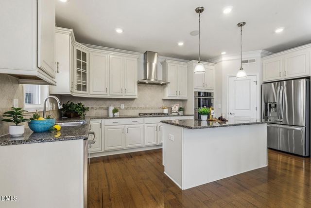 2719 Bushy Lake Cove, Apex, NC 27502