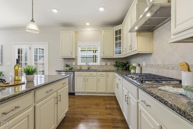 2719 Bushy Lake Cove, Apex, NC 27502