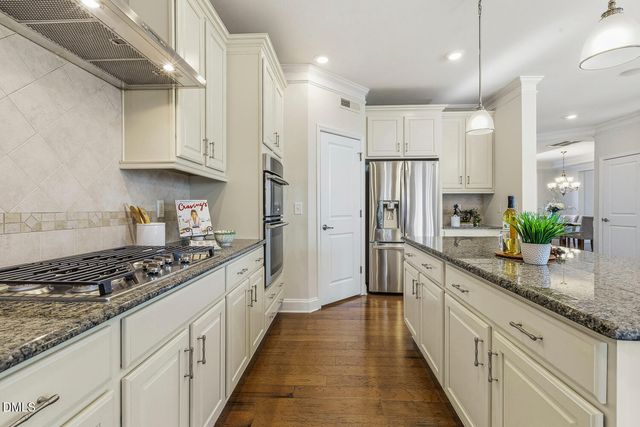 2719 Bushy Lake Cove, Apex, NC 27502