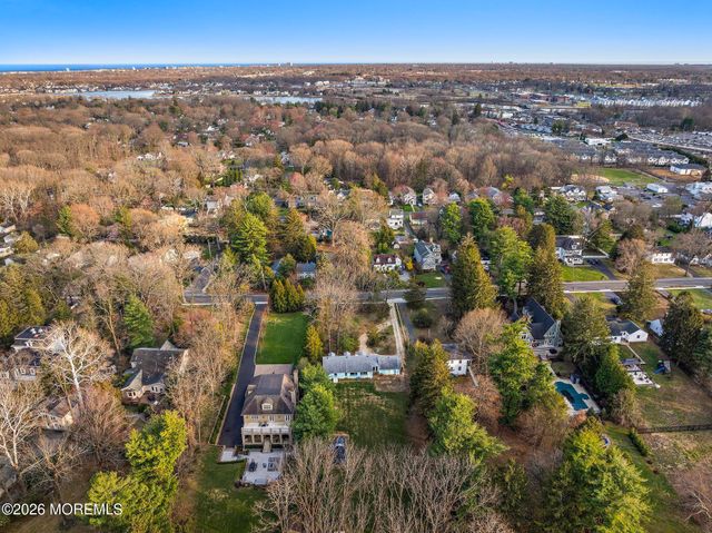 81 Little Silver Point Road, Little Silver, NJ 07739