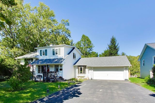 1637 Beecher Avenue, Wheaton, IL 60187