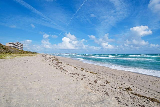 1883 Smith Drive, North Palm Beach, FL 33408