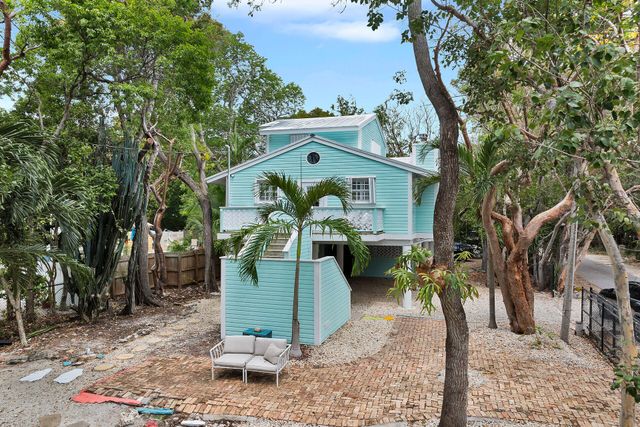 N 71 Bay Harbor Drive, Key Largo, FL 33037