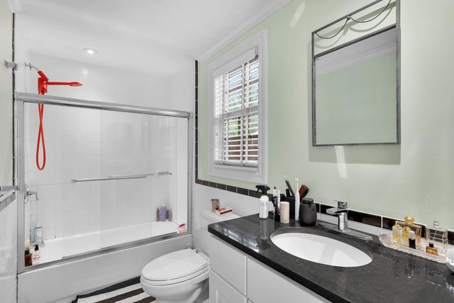 N 71 Bay Harbor Drive, Key Largo, FL 33037