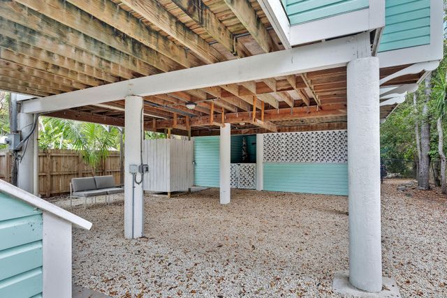 N 71 Bay Harbor Drive, Key Largo, FL 33037