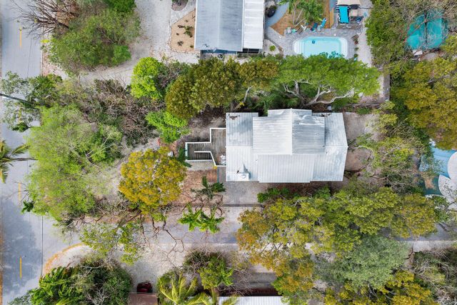 N 71 Bay Harbor Drive, Key Largo, FL 33037