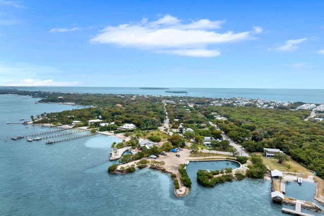 N 71 Bay Harbor Drive, Key Largo, FL 33037