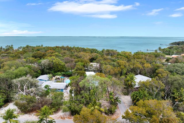 N 71 Bay Harbor Drive, Key Largo, FL 33037