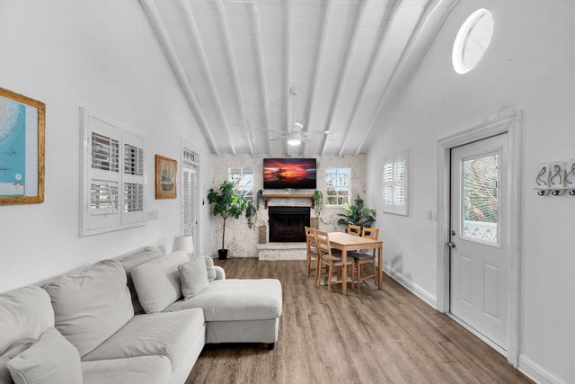 N 71 Bay Harbor Drive, Key Largo, FL 33037