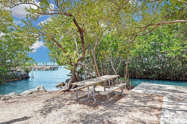 N 71 Bay Harbor Drive, Key Largo, FL 33037