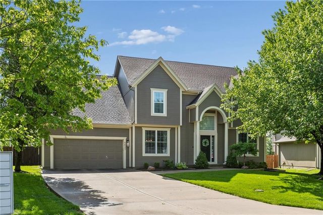 5837 Millbrook Street, Shawnee, KS 66218