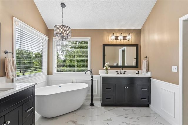 5837 Millbrook Street, Shawnee, KS 66218