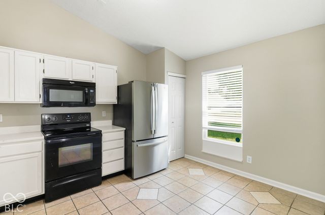 5220 Mesa Verde Drive, Indianapolis, IN 46237