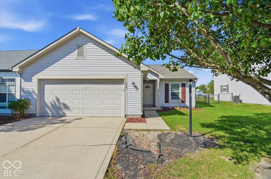 5220 Mesa Verde Drive, Indianapolis, IN 46237