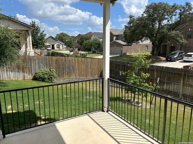 26002 Los Mirasoles, San Antonio, TX 78015