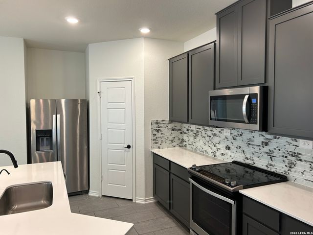 26002 Los Mirasoles, San Antonio, TX 78015