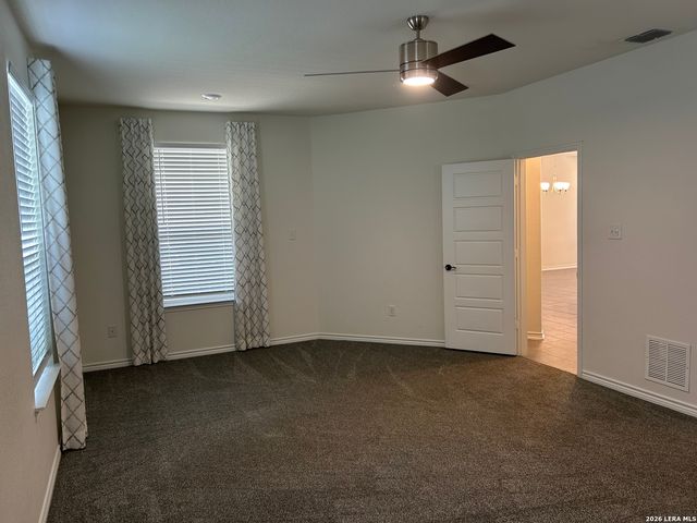 26002 Los Mirasoles, San Antonio, TX 78015