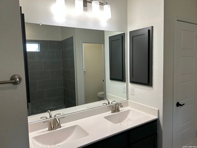 26002 Los Mirasoles, San Antonio, TX 78015