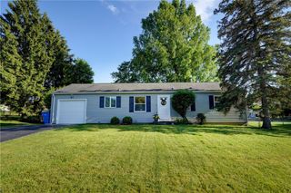 85 Campfire Road North, Henrietta, NY 14467