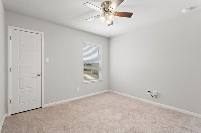 331 Limestone CRK, New Braunfels, TX 78130