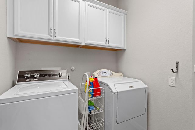 331 Limestone CRK, New Braunfels, TX 78130