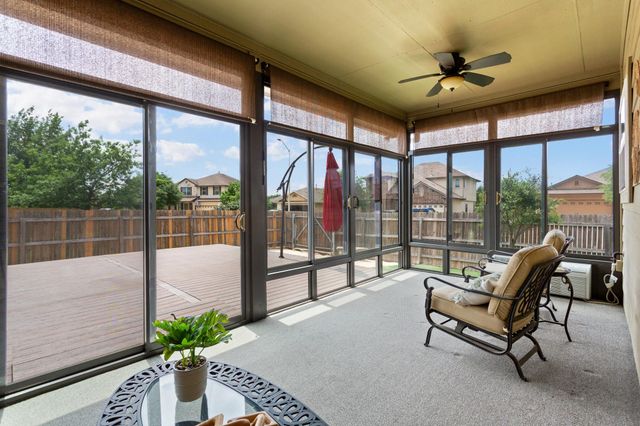 331 Limestone CRK, New Braunfels, TX 78130