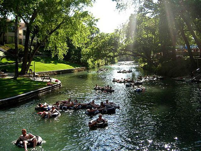 331 Limestone CRK, New Braunfels, TX 78130