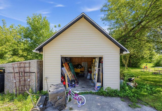 5727 Douglas AVENUE, Racine, WI 53402
