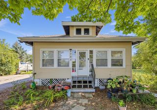 5727 Douglas AVENUE, Racine, WI 53402