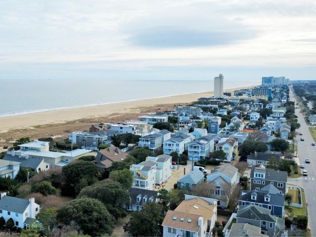 112 62nd ST A, Virginia Beach, VA 23451