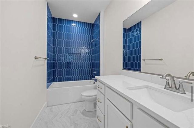 112 62nd ST A, Virginia Beach, VA 23451