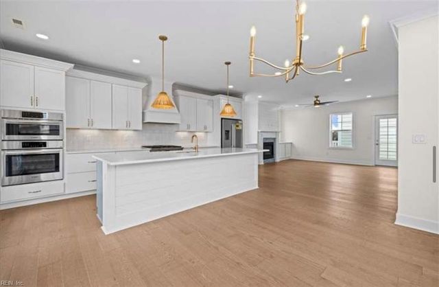 112 62nd ST A, Virginia Beach, VA 23451