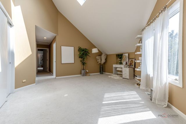 112 Ravine Lane, North Barrington, IL 60010