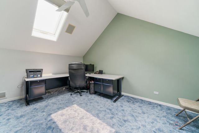 112 Ravine Lane, North Barrington, IL 60010