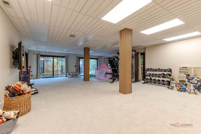 112 Ravine Lane, North Barrington, IL 60010