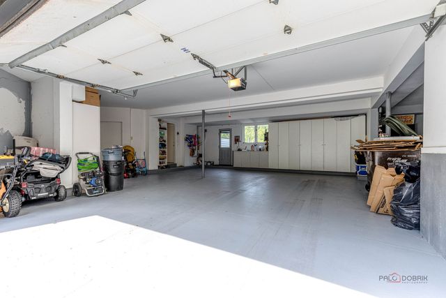 112 Ravine Lane, North Barrington, IL 60010