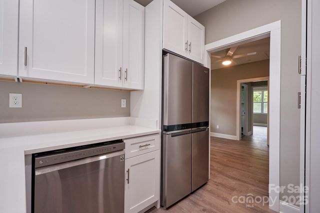 217 Circle Avenue, Charlotte, NC 28207