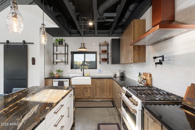 2301 N 13TH Street, Phoenix, AZ 85006