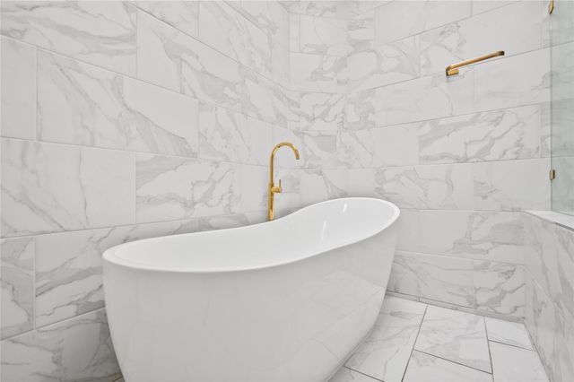 1026 Oyster Bay Drive, Sugar Land, TX 77478