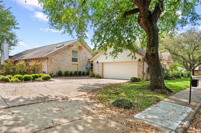 1026 Oyster Bay Drive, Sugar Land, TX 77478