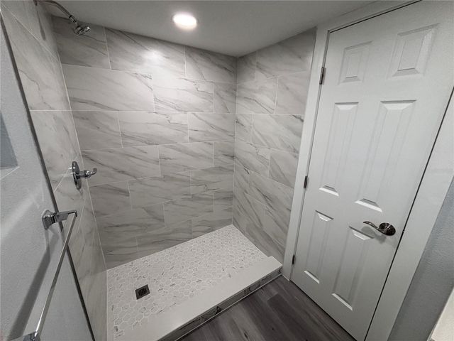 2105 N ALLENDALE AVENUE A, Sarasota, FL 34234