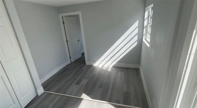 2105 N ALLENDALE AVENUE A, Sarasota, FL 34234