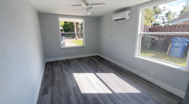 2105 N ALLENDALE AVENUE A, Sarasota, FL 34234