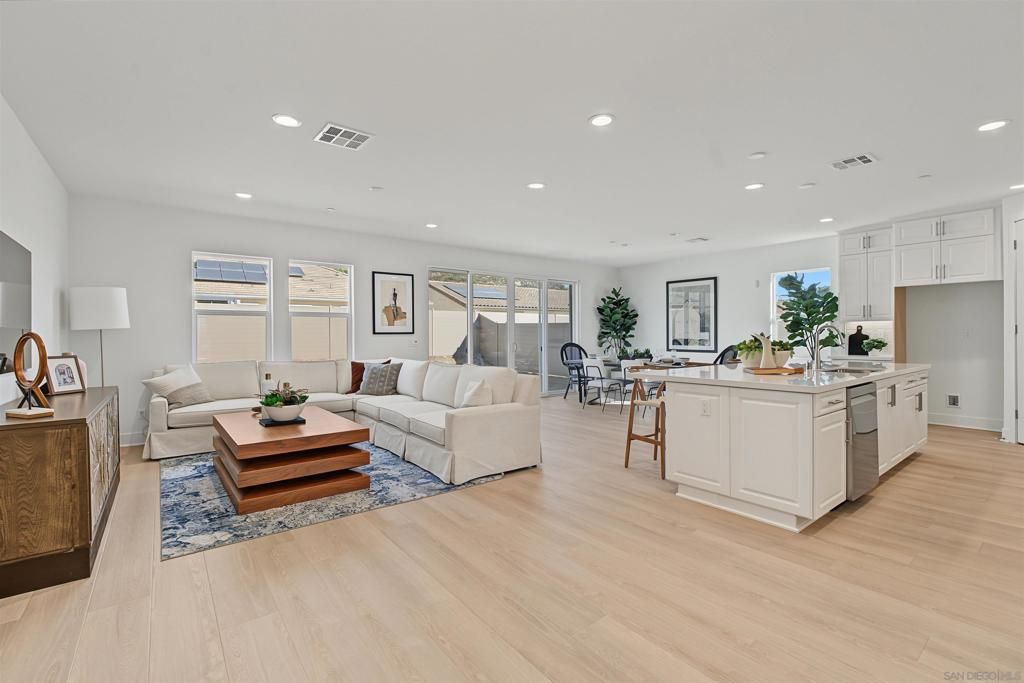 3476 Butler Pl, Escondido, CA 92027 — photo 2