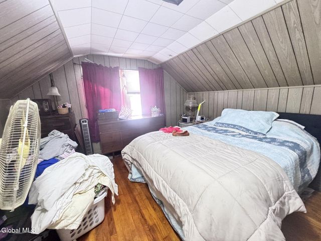 6 Alflo Circle, Schenectady, NY 12302