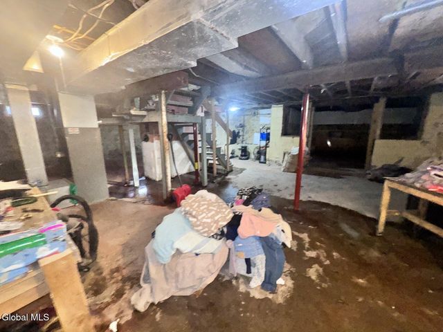 6 Alflo Circle, Schenectady, NY 12302