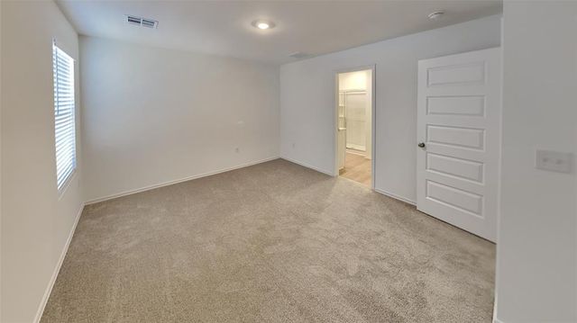 3909 Dutch Lane, Mustang, OK 73064