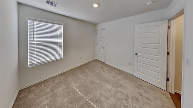 3909 Dutch Lane, Mustang, OK 73064